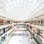 Blurred,Image,Interior,Of,Main,Hall,Shopping,Mall,Showing,The
